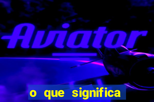 o que significa passarinho morto dentro de casa